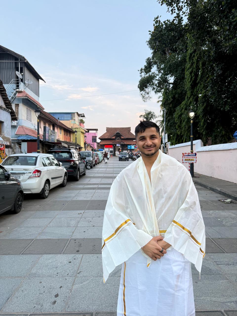 Vidit Gujrathi experiencing Kerala